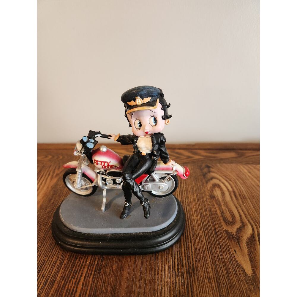Betty Boop Easy Rider Red Harley Motorcycle Biker Figurine Vtg